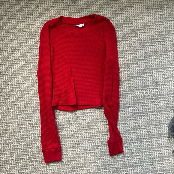 NWOT Aritzia TNA Cropped Thermal - Picture 1 of 4